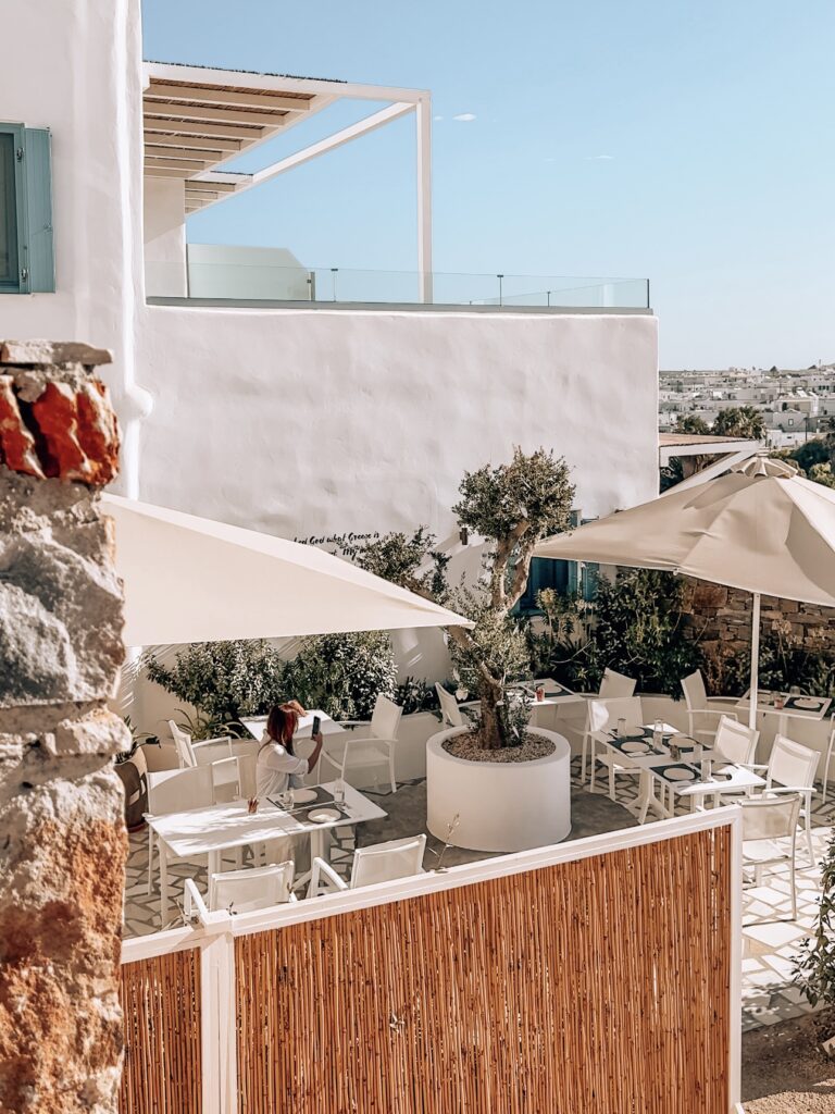 Aura Suites Paros Breakfast Terrace