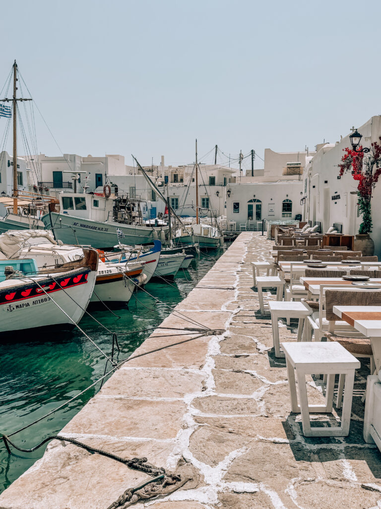 Naoussa harbor restaurants
